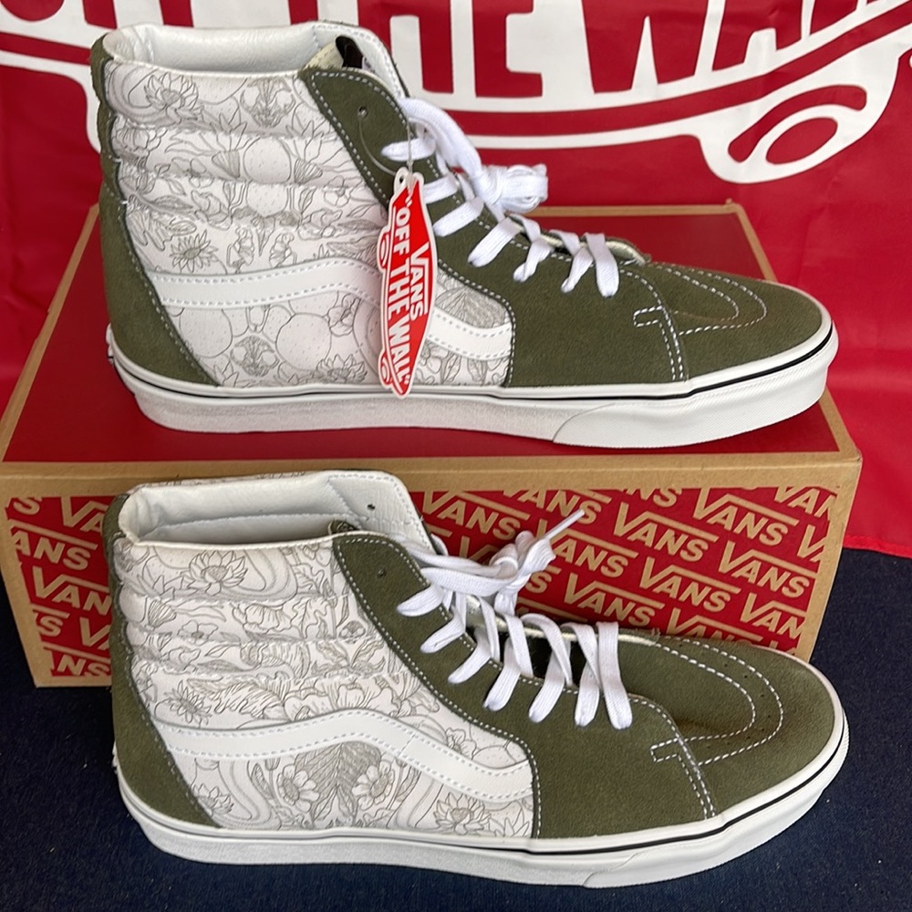Vans Sk8-Hi
Desert Skulls Grape Leaf/
VN0A32QGRQV
Men’s sneakers - Picture 2 of 16